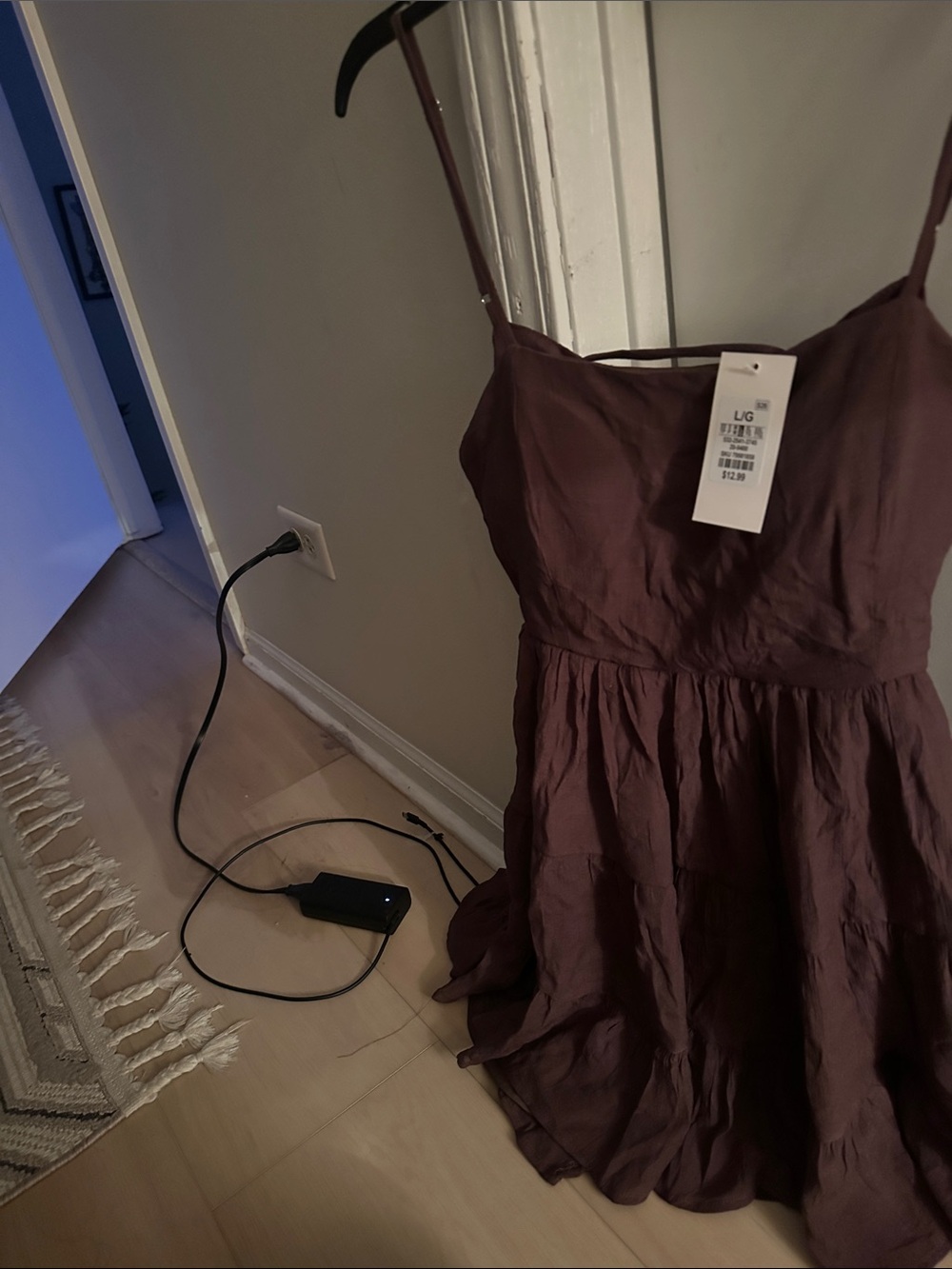 Forever 21 brown dress with cold material and good quality